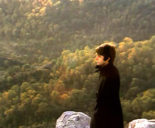 Paul McCartney, Mercury Rx in Gemini sings The Fool on the Hill, a song which seems to describe this Mercury station perfectly.
