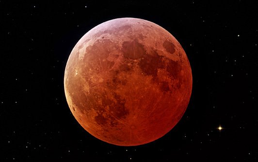 Total lunar eclipse. Photo: NASA
