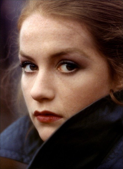 Isabelle Huppert, Pisces Sun