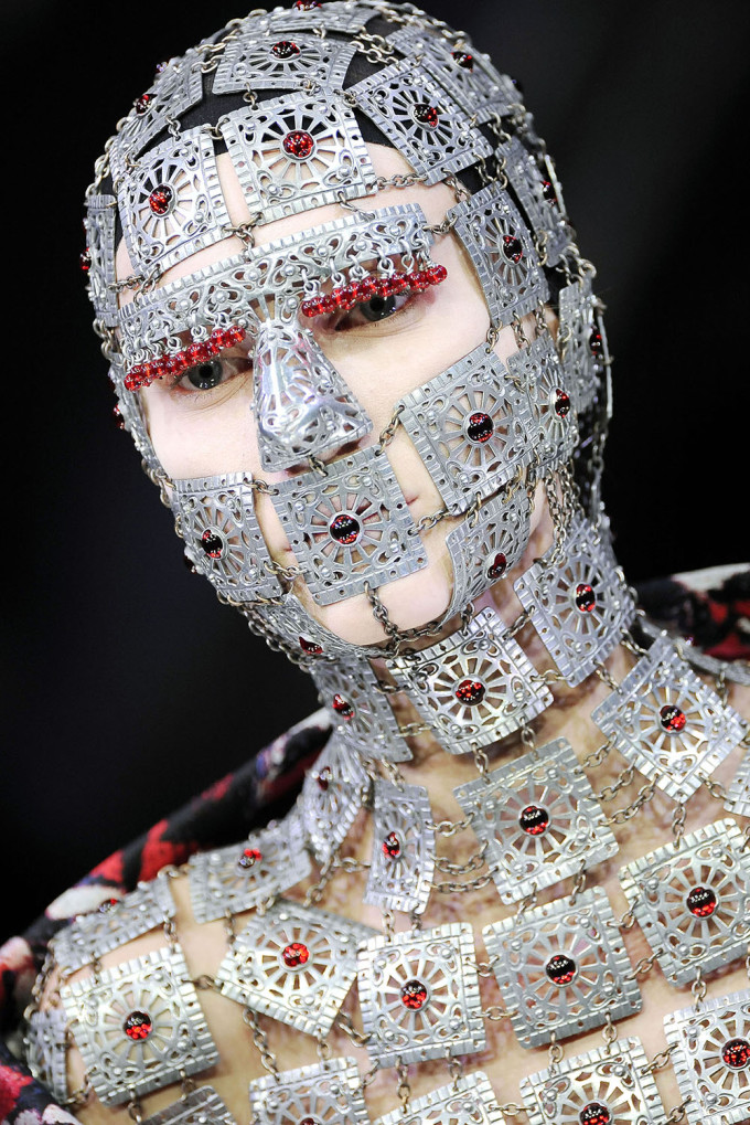 Alexander McQueen — Yashmak