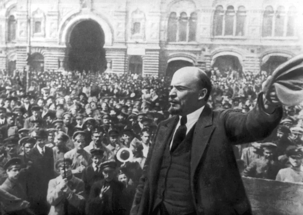 Lenin addresses the crowd, October 1917.